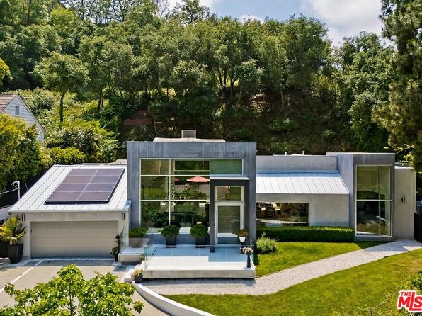 9792 Oak Pass Rd, Beverly Hills, CA 90210