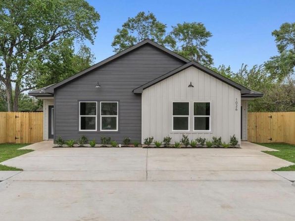 8511 Prairie View Dr, Houston, TX 77088