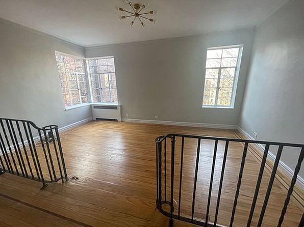 135 W 225th St APT 6J, Bronx, NY 10463
