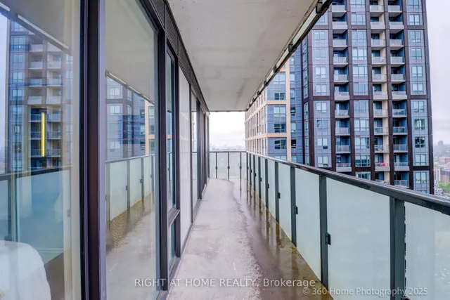 Additional image 16 of 101 Peter St Unit 3711