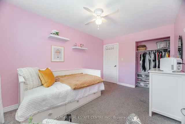 Additional image 25 of 583 Moorelands Cres