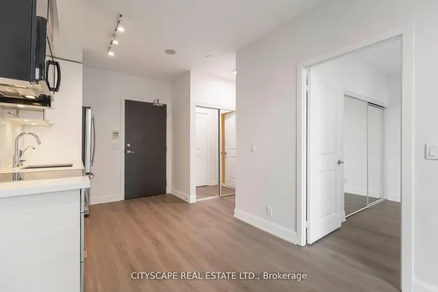 Additional image 15 of 33 SHORE BREEZE Dr Unit 3405