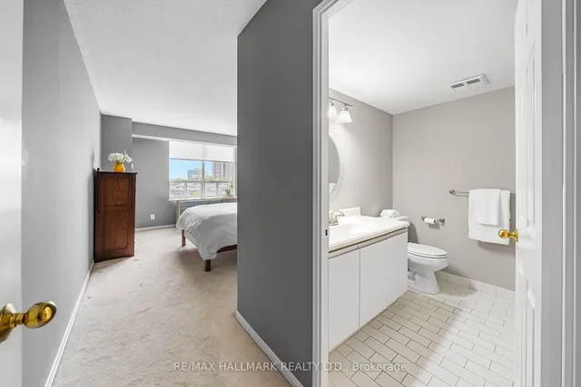 Additional image 25 of 215 Wynford Dr Unit 1001