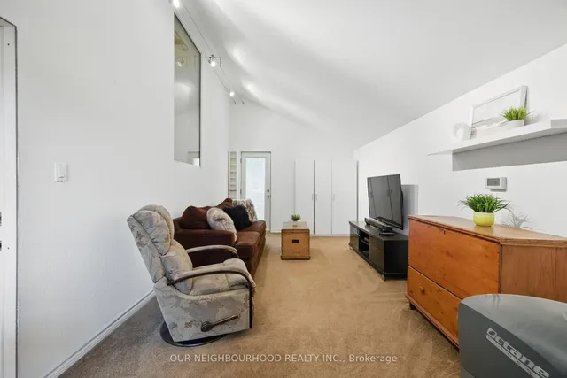 Additional image 25 of 6 Enfield Ave