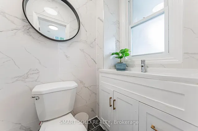 Additional image 25 of 18 Cadillac Ave