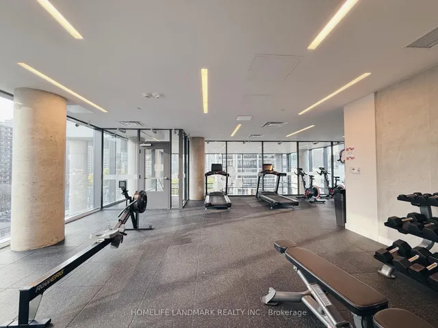 Additional image 17 of 81 Wellesley St Unit 603