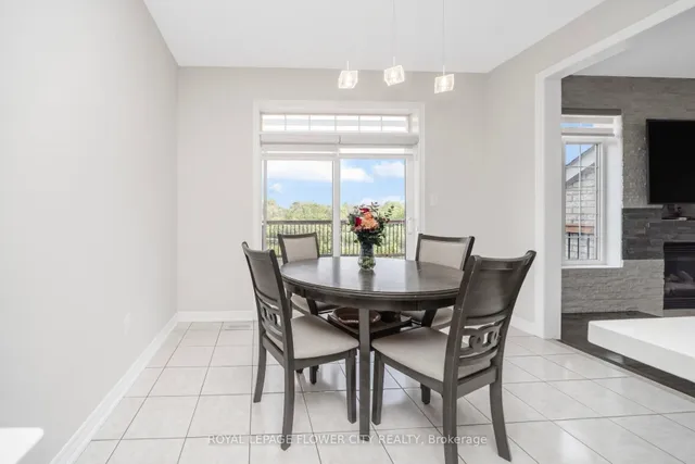 Additional image 13 of 21 Relton Circ