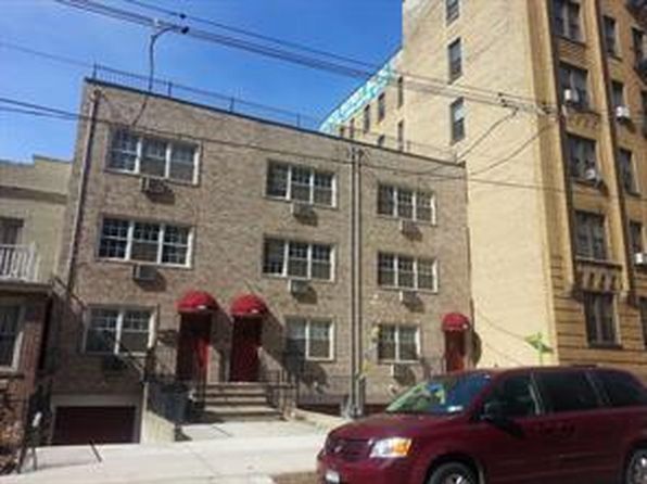 2093 Cedar Ave, Bronx, NY 10468