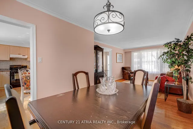 Additional image 7 of 3813 Bayswater Cres