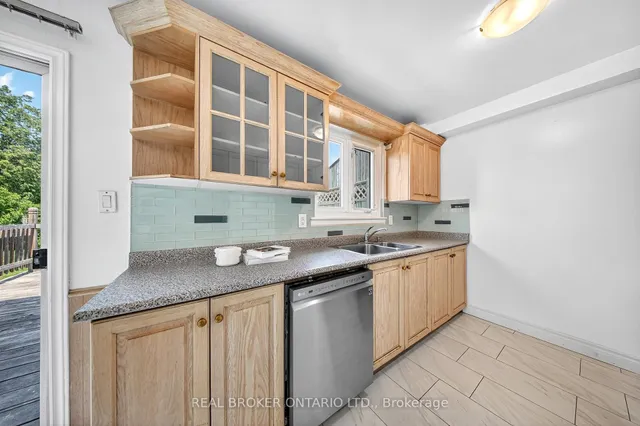 Additional image 10 of 34 Greenbriar Rd