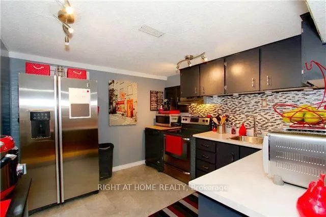 Additional image 15 of 107 Alhart Dr