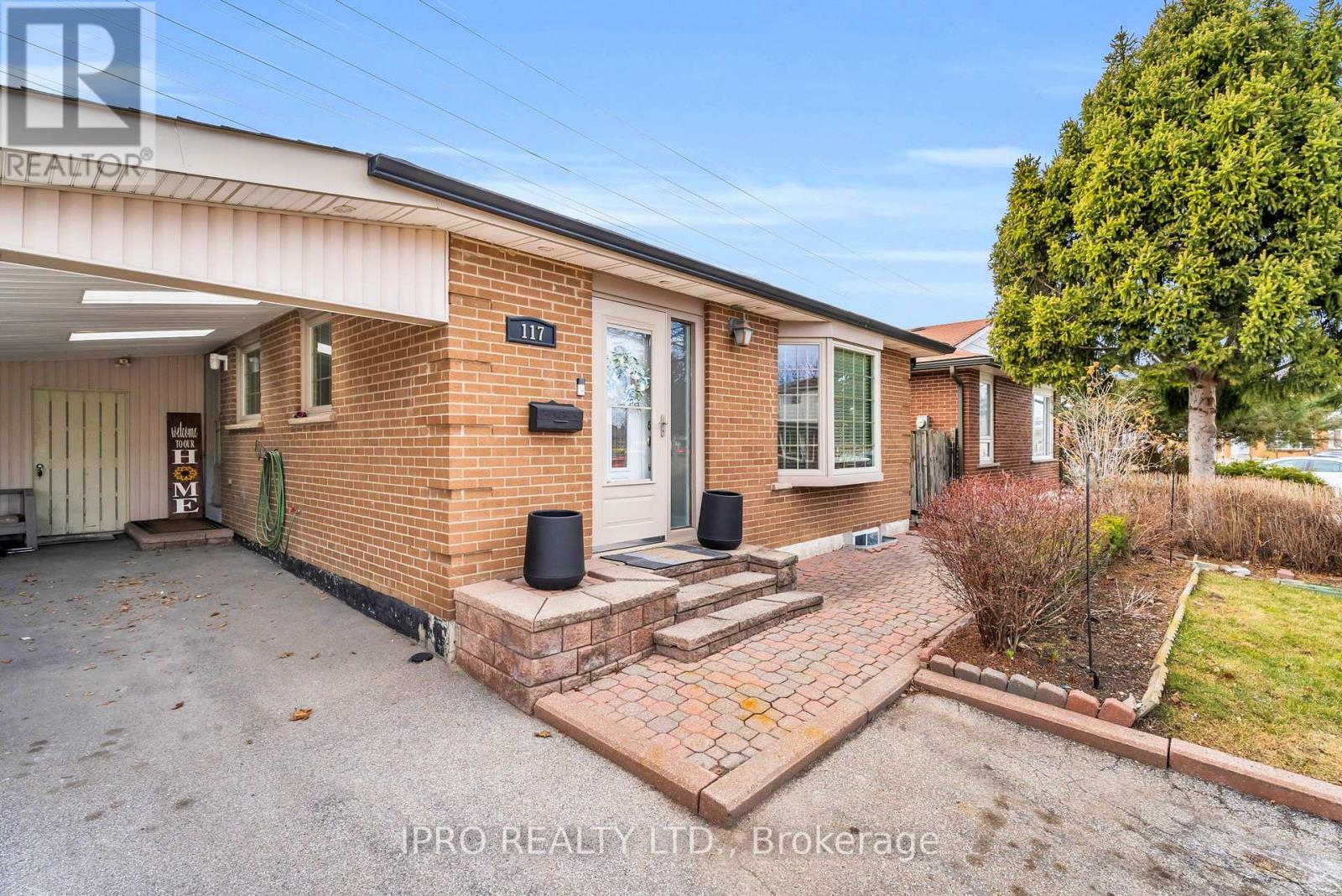 117 ALICEWOOD COURT|Toronto (West Humber-Clairville), Ontario M9V3Y1