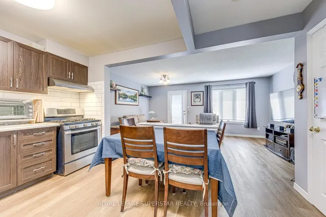 Additional image 8 of 1809 Upper Wentworth St Unit 17