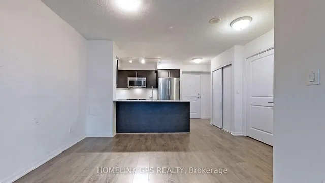 Additional image 21 of 35 Bastion St Unit 1814