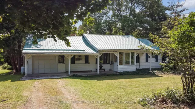 530 10th Concession Rd