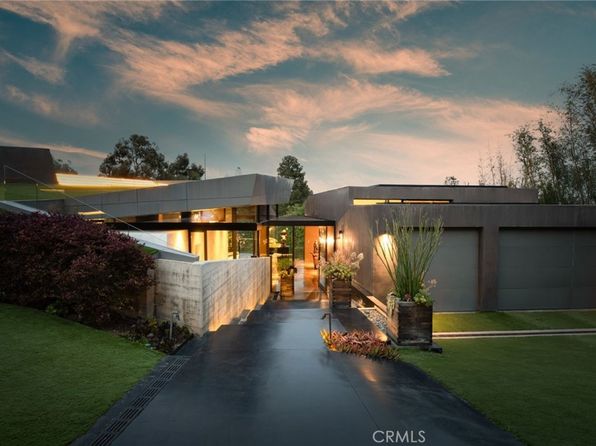 314 N Barrington Ave, Los Angeles, CA 90049