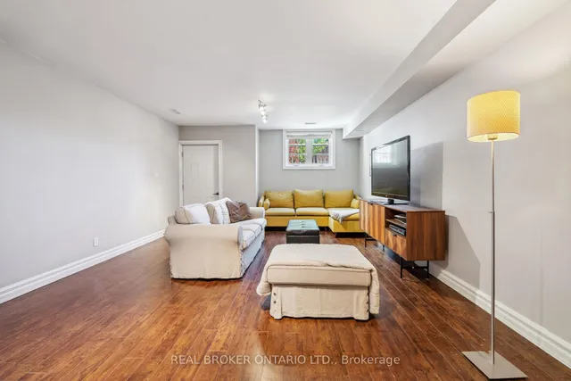 Additional image 33 of 14 Teignmouth Ave