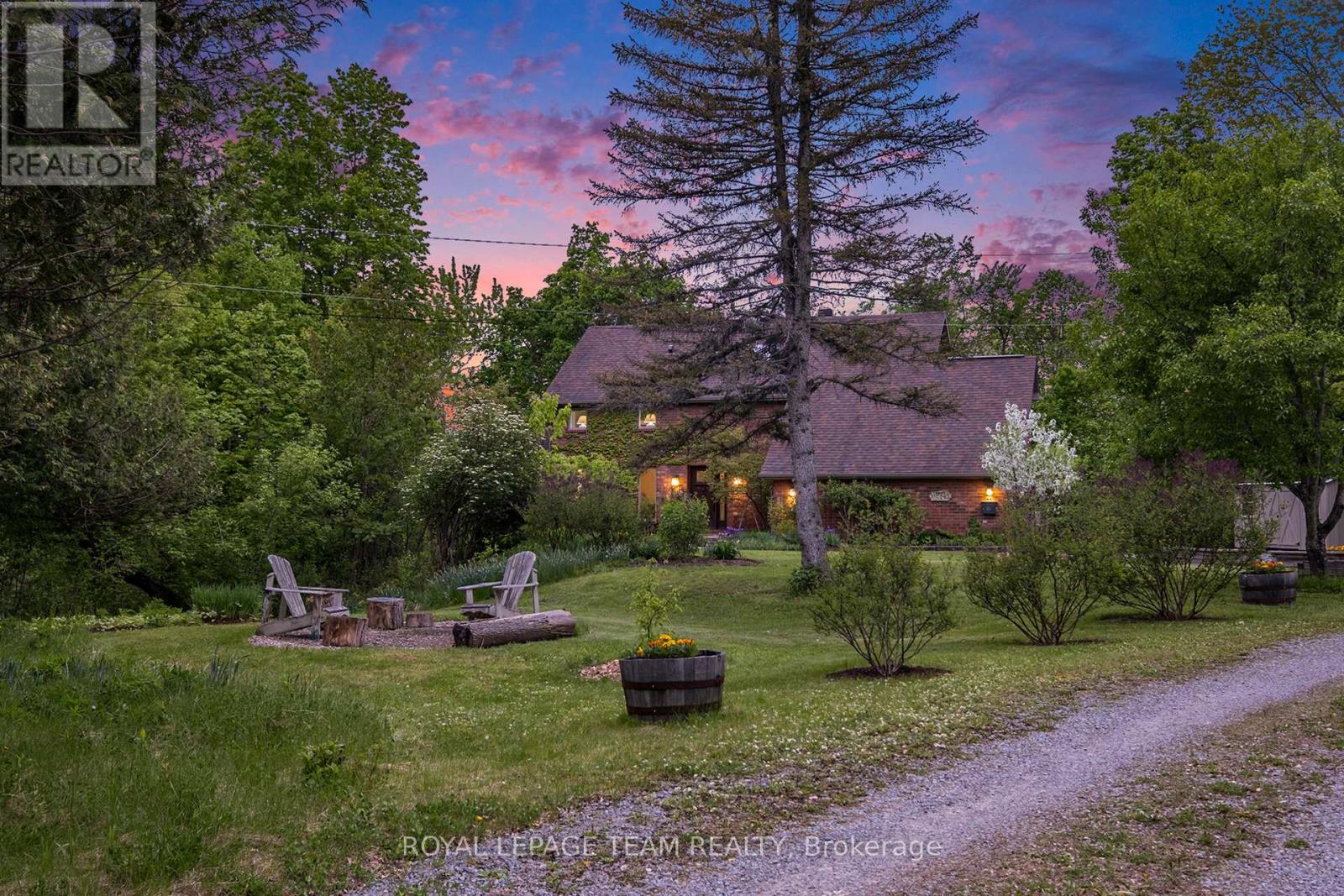 2259 FITZROY STREET|Ottawa, Ontario K0A1X0