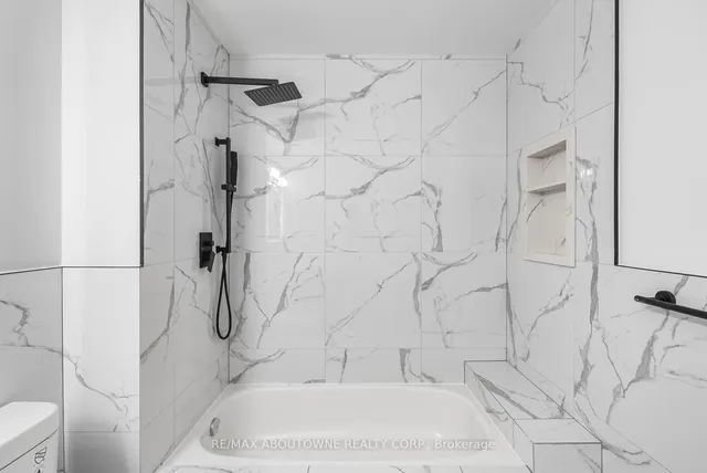 Additional image 35 of 71 Cobblehill Cres