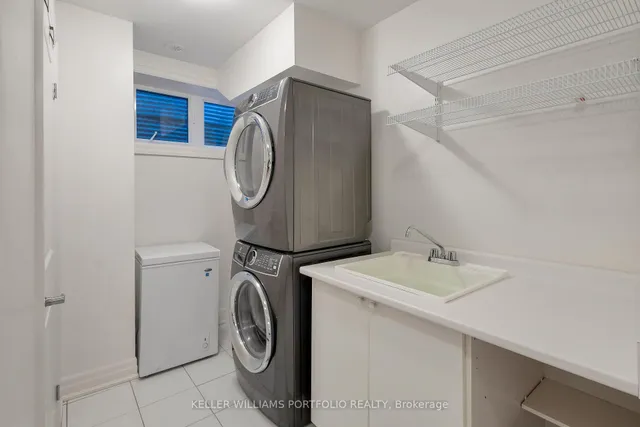 Additional image 13 of 365 Roehampton Ave Unit 13