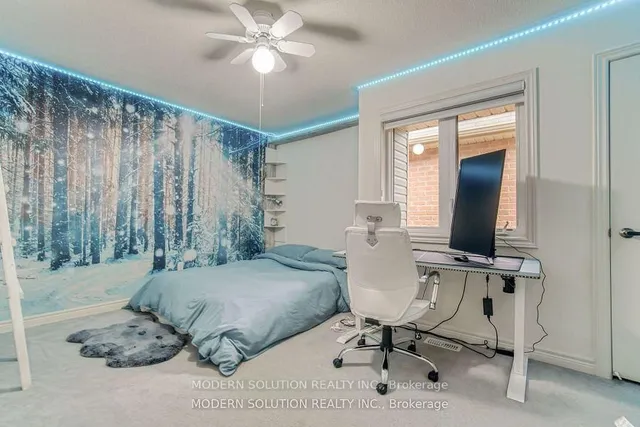 Additional image 15 of 552 Bessborough Dr