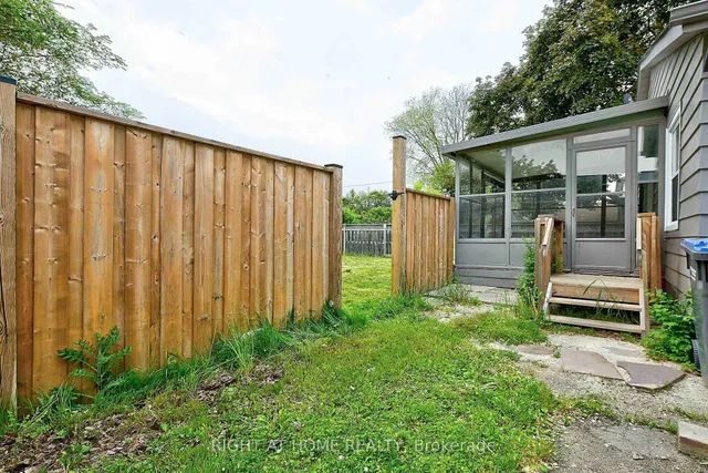 Additional image 26 of 90 Woodward Ave