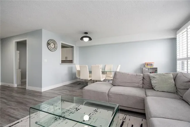 Additional image 12 of 18 Holborn Crt Unit 611