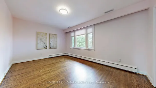 Additional image 46 of 12 Carousel Crt