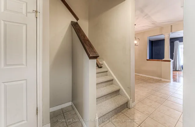 Additional image 8 of 297 BRIARMEADOW DR