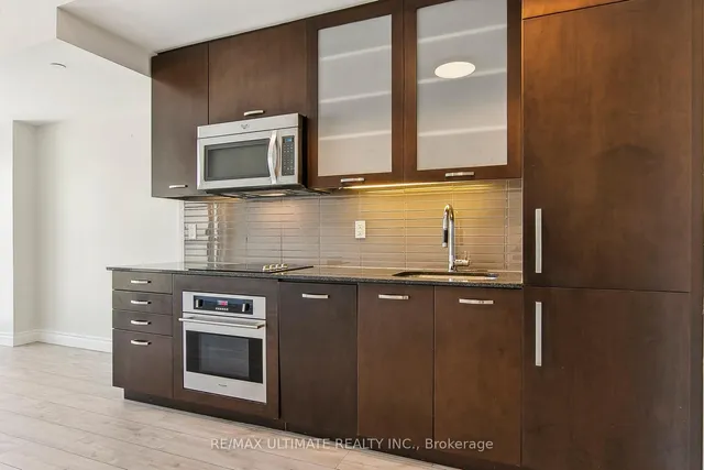 Additional image 22 of 210 Simcoe St Unit 611