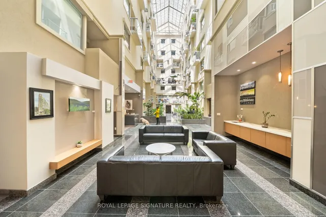 Additional image 36 of 437 Roncesvalles Ave Unit 423