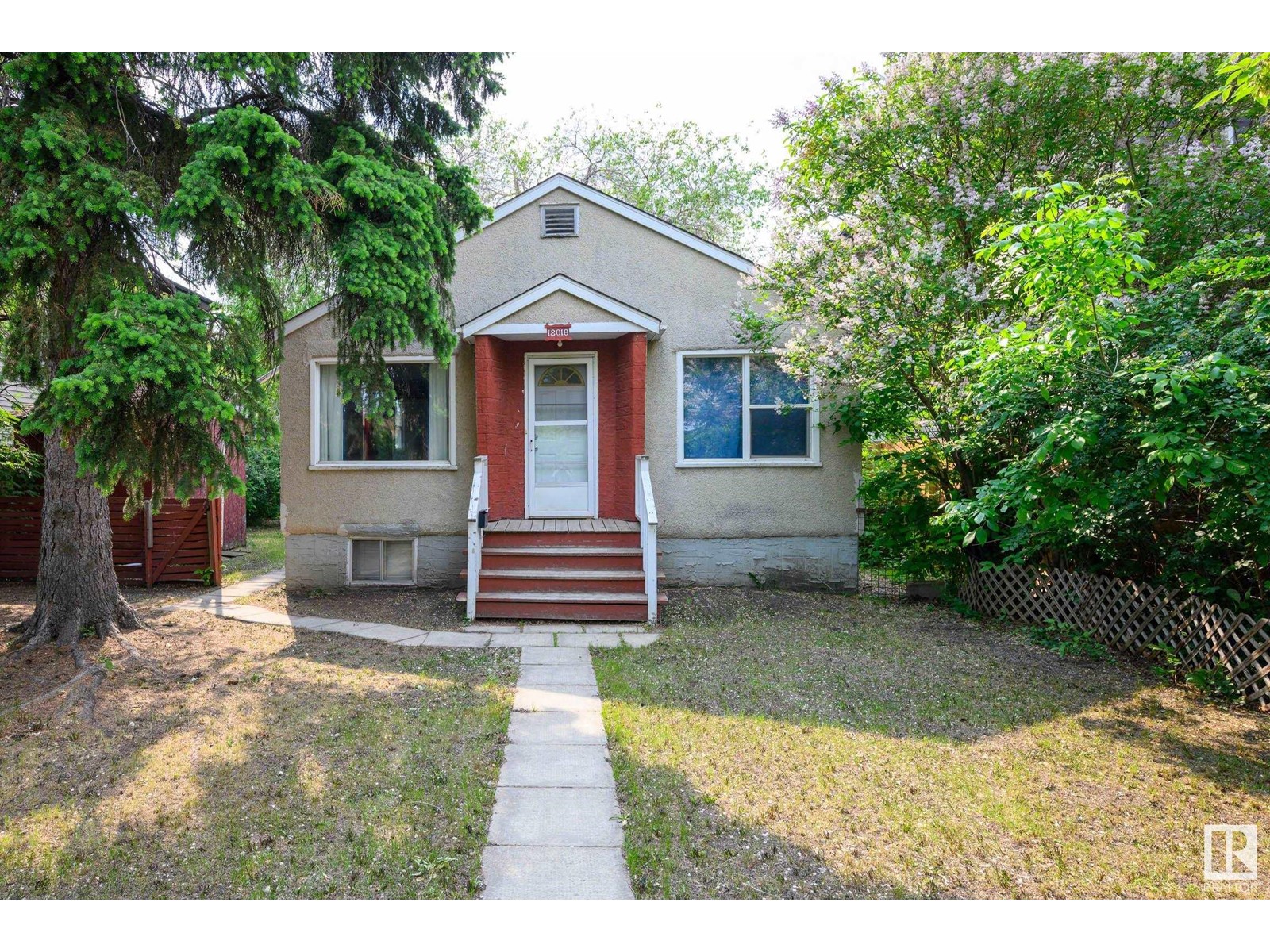 12018 122 ST NW|Edmonton, Alberta T5L0C6