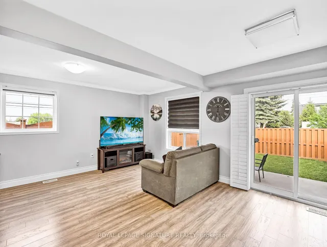 Additional image 6 of 1 Vulcan Crt