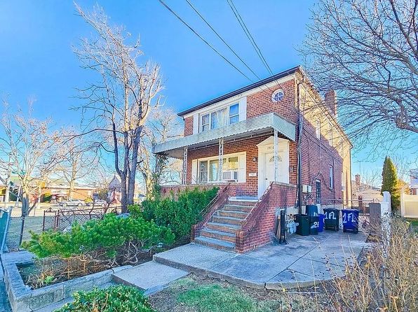 196-64 45th Ave #1, Flushing, NY 11358