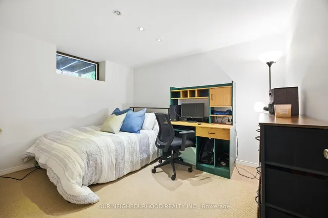 Additional image 36 of 6 Enfield Ave