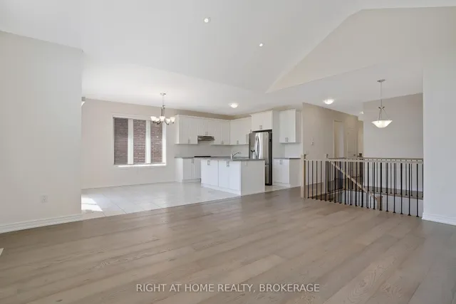 Additional image 12 of 19 Robarts Dr