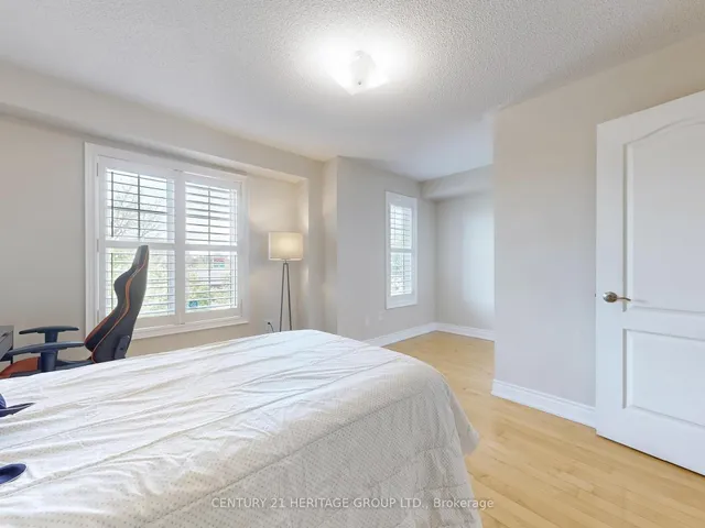 Additional image 28 of 127 Mill Rd