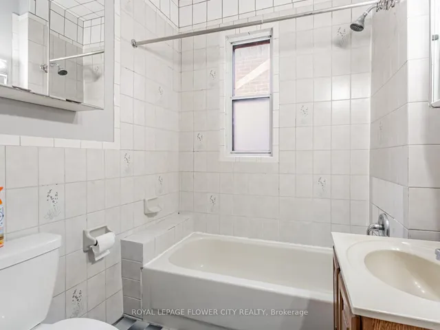 Additional image 11 of 85 Gladstone Ave