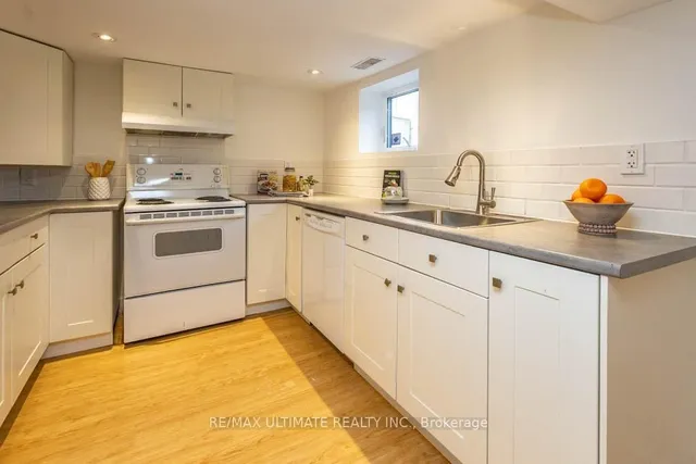 Additional image 25 of 147 Royal York Rd