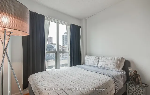 Additional image 19 of 8 Park Rd Unit 2010