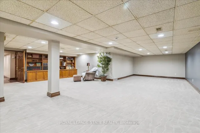 Additional image 37 of 7 Lakegate Dr