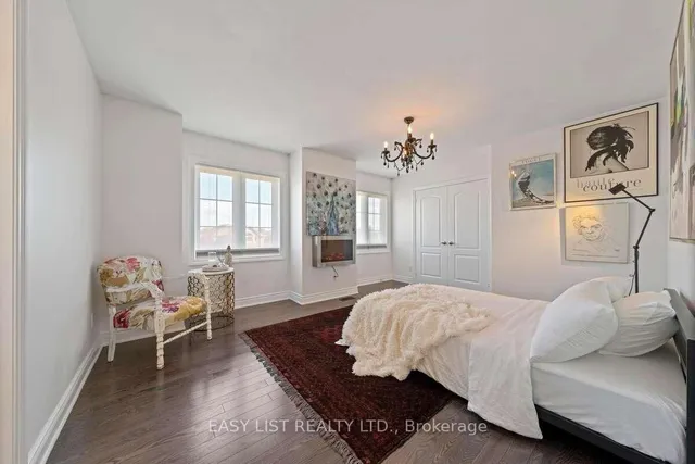 Additional image 32 of 26 Ravenscliffe Crt