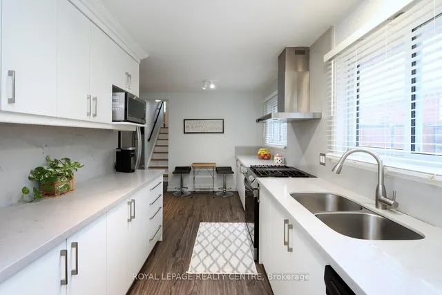 Additional image 13 of 1150 Saturnia Cres