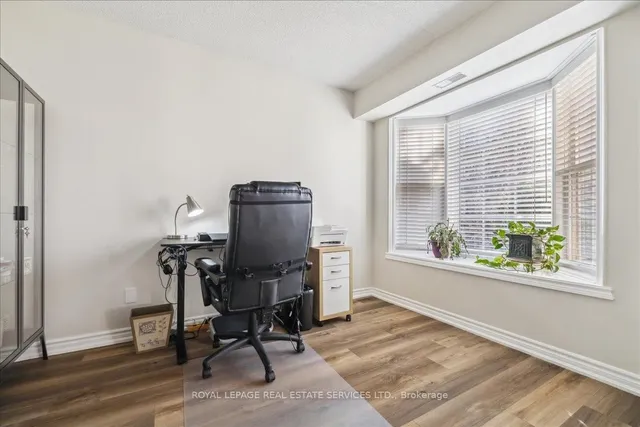 Additional image 7 of 1441 Walkers Line Unit 209