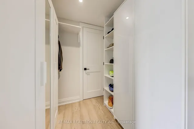 Additional image 19 of 523 Briar Hill Ave