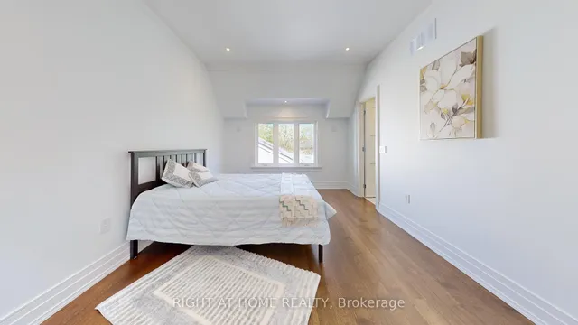 Additional image 32 of 63 Elmwood Ave