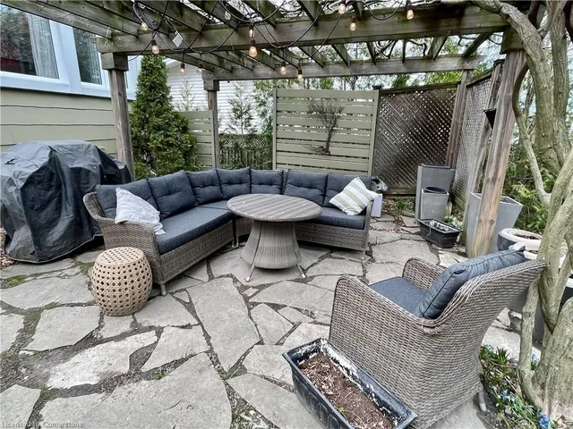 Additional image 45 of 65 Hyde Park Ave