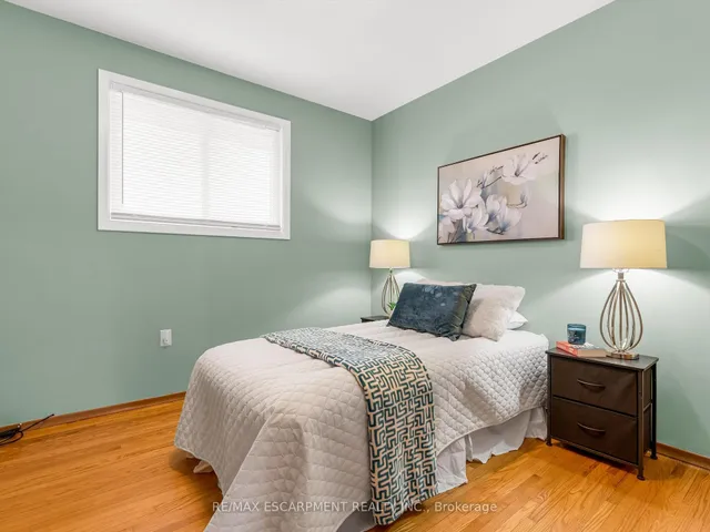 Additional image 24 of 31 Kilbourn Ave