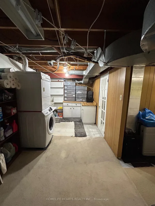 Additional image 33 of 242 Braymore Blvd