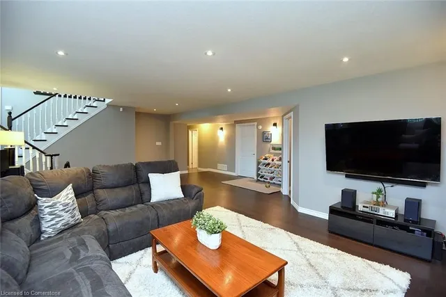 Additional image 38 of 72 Maple Dr